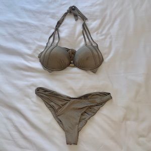 Beach bunny bikini set
